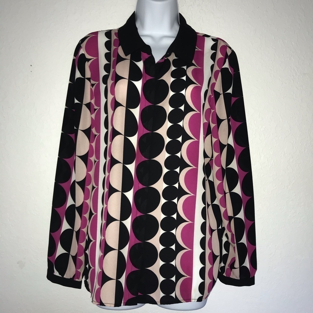 Vince Camuto Button Front Poly Long Sleeve Top L